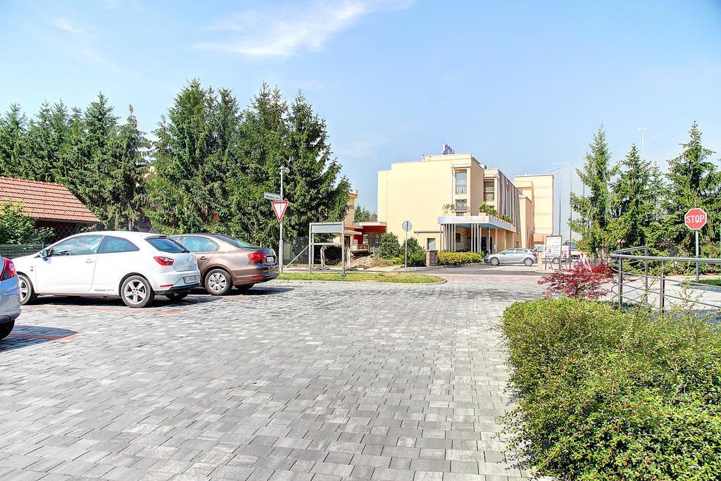 Apartment Vita Near Terme Paradiso Добова Экстерьер фото